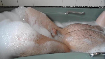 BATH TIME SOAPY BEAR