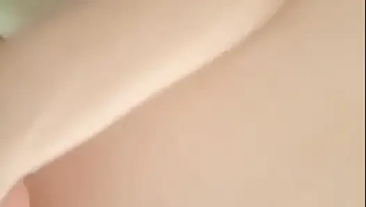 Рогоносец, который трахает свою жену с кем-то другим.