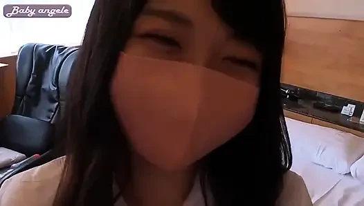 Telan sperma pertama kali. Wajah imut berantakan berujung - bagian1