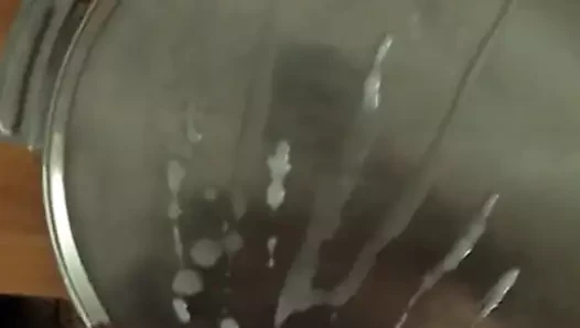 bir kızın yüzüne bu şekilde boşalmak istiyorum