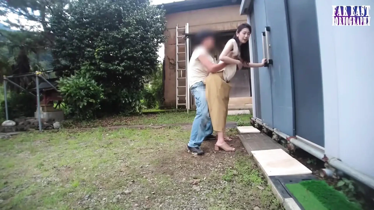 Elegant Gulp Night with a Craving Single Mom Savoring Warm Essence Under the Open Sky Ep-2