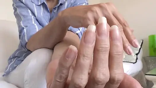 Elegant Summer Hands, Presented by Lady Victoria Valente