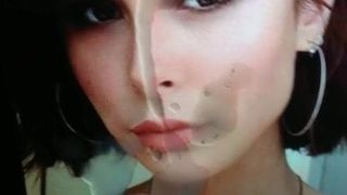 Lena Meyer-Landrut ins Gesicht gespritzt