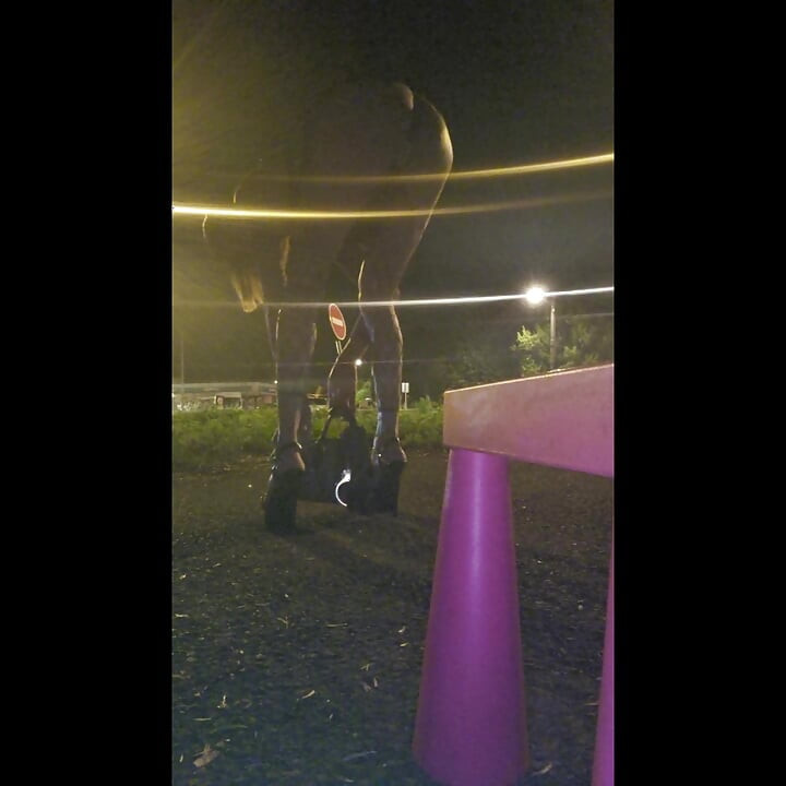 A Whore in a Mini-Skirt Ras du CuL, on the Edge of the🛣Nationale 7 in BRUNOy. 2H00 VaneSsaBiTCHx PariSChienneTrvprod⁹¹