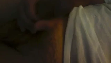 okşayarak benim horoz