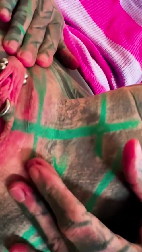 Primul meu futai cu noile mele piercing-uri se fute în ambele găuri, anal, muie, vedere la persoana 1 | Clipul 1