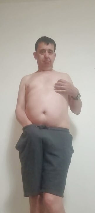 Masturbating with and without shorts
