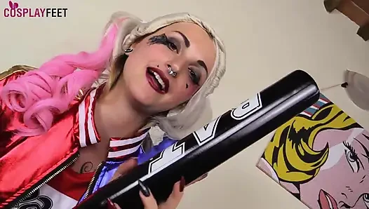 Medusa Blonde Looks Insanely Hot in Harley Quinn Cosplay Costume with Bl...