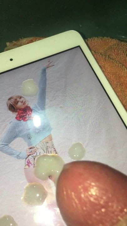 Taylor Swift Cum Tribute 5