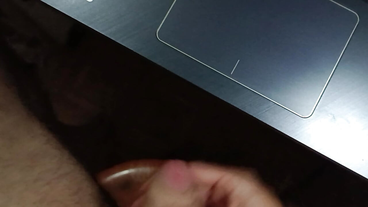Haariges, freches büro! Verschlingen sie mich!