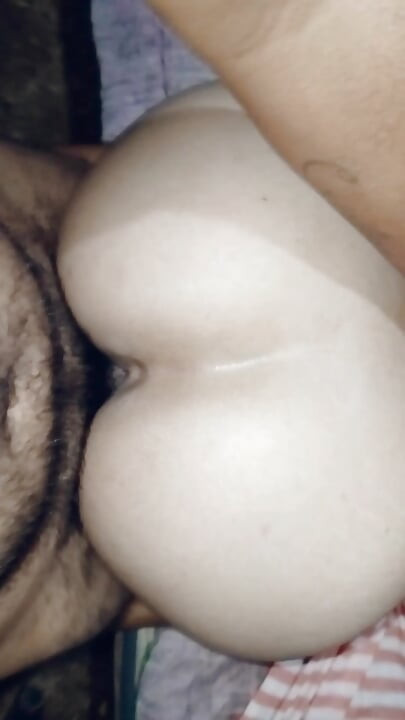 Antony.../home video... Young woman with big buttocks gets a cock x her narrow ass