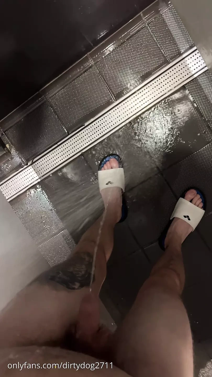 Pee Compilation. 15 Mins from Myself Peeing Everywhere (205913)