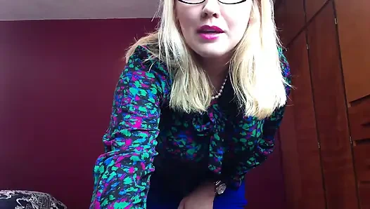 Sekreter patronuna en iyi olduğunu kanıtlıyor