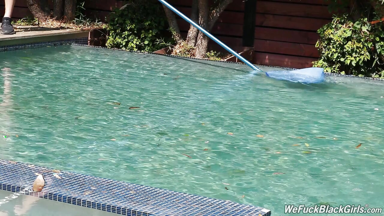 Pool boy and the pizza guy fucks Anne Amari