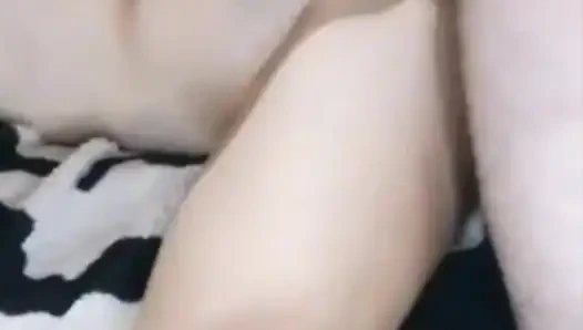 I in a different pose than my stepsister