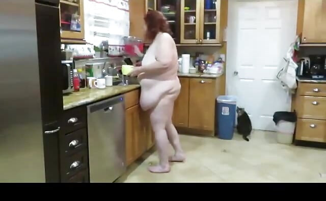 Requested video Big fat Stepmom milf cleans kitchen with her sponge while talking nasty to her