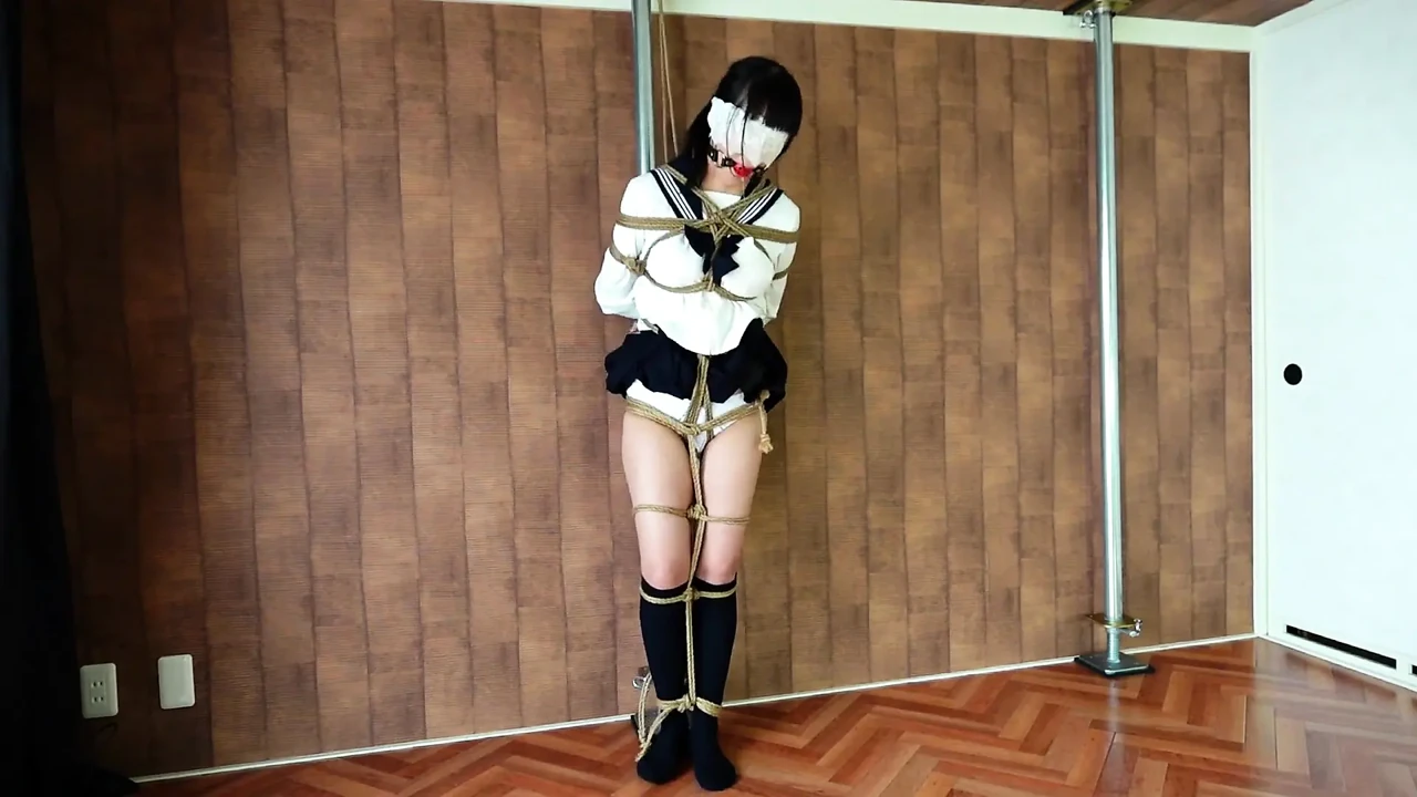 Her Just Want to Be Tied up and Made to Feel Lewd
