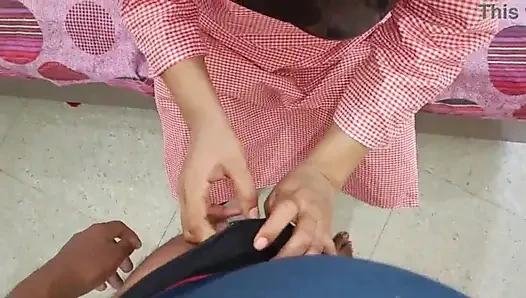 Hintli desi Bengalli öğrenci öğretmenle sikişiyor