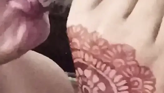 Der Spaß, die muschi des freundes zu essen, ist anders.