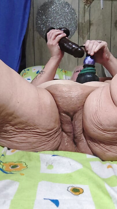 Hon kommer3 gånger i rad smutsig ho