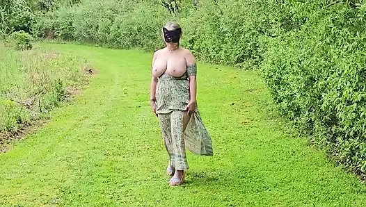 ONLYFANS LEAK -With Diwali around the corner....Mommy Mistress Thursday Goes Bollywood in the Back Yard