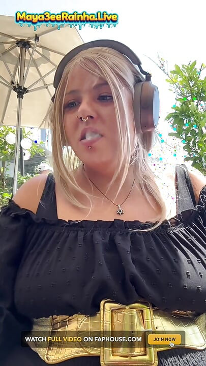 Good Morning, Goddess - Brazilian BBW MILF Outdoor Smoking Ritual