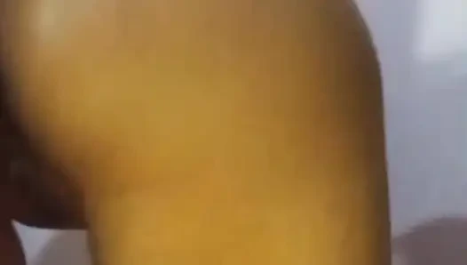 Sri-lankische freundin große, milchige möpse