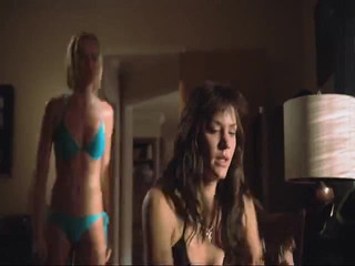 Sara Paxton e Katharine McPhee - Shark Night