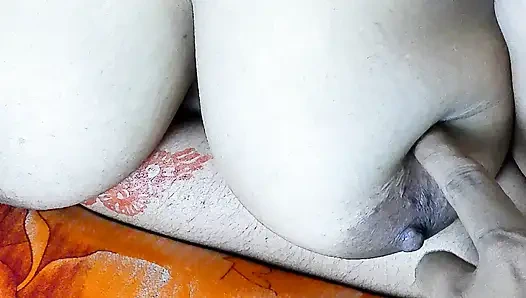 Bangladeşli büyük memeli magi sert sikiliyor - desi büyük memeler sert choda