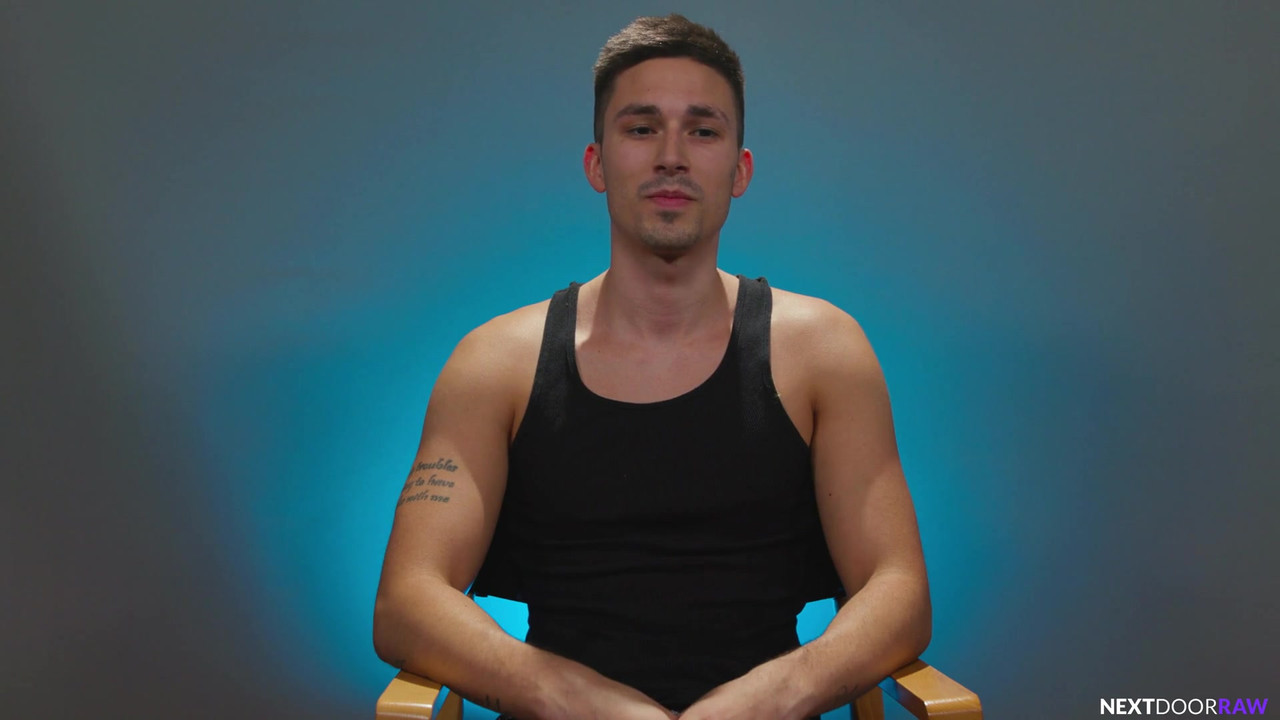 华丽的twnk性感翻转乱搞现实生活中的tatted BF大屁股