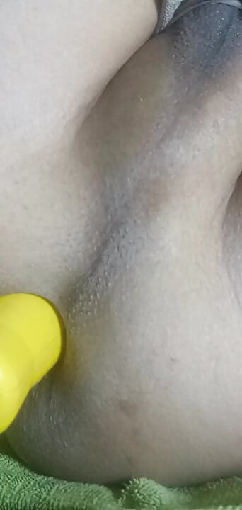 Hands-Free Anal Masturbation, Small Prolapse and Shoeing