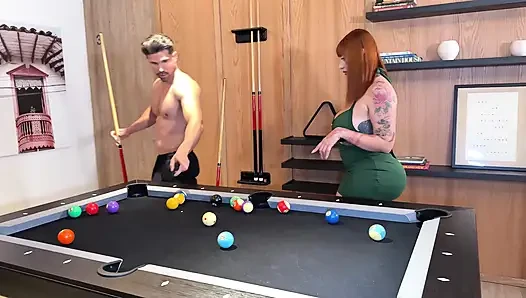 Bilardo Oyunu, Büyük Bir Latin Adamla Sıcak Bir Atışma Ile Sona Erdi - Şeytan Khloe