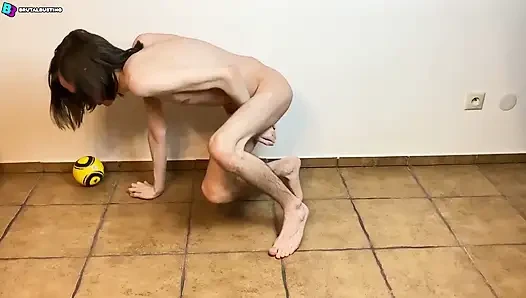 Testisnya adalah target rasa sakit dan kehancuran! Bola Hukuman Ekstrim - Dave Moon - Jennifer - Bbusting (Ballbusting)