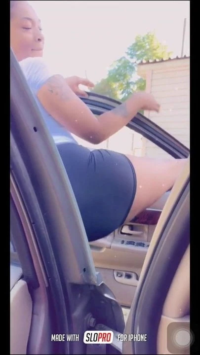 Auntie throwing ass for a nephew