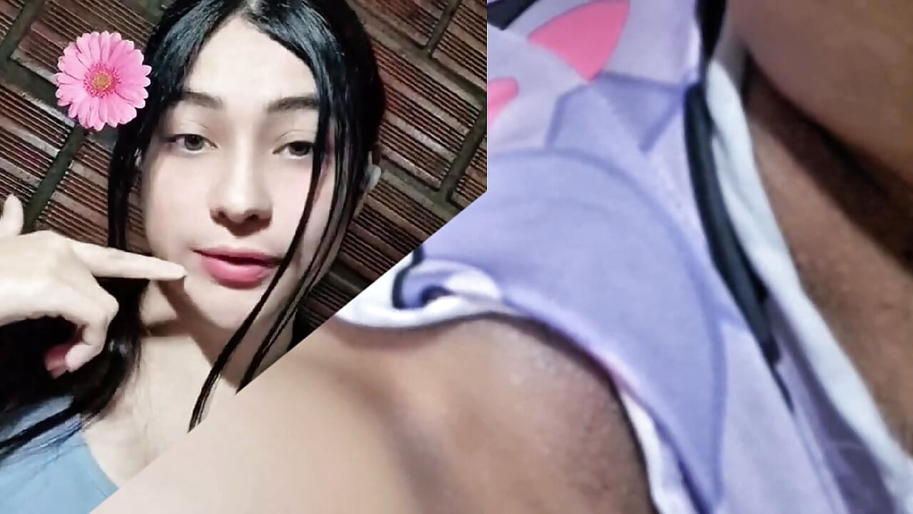 Porn actress gomez masturbates