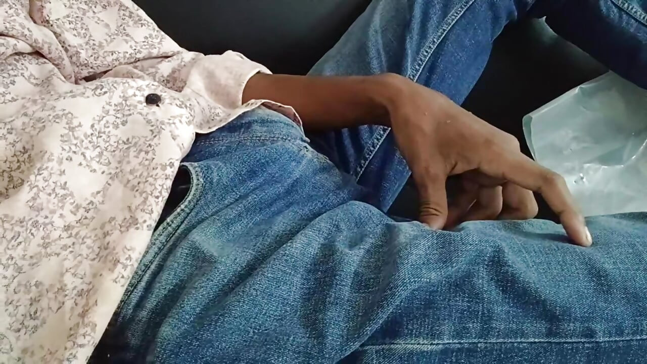 Desi shemale cumshot part -2