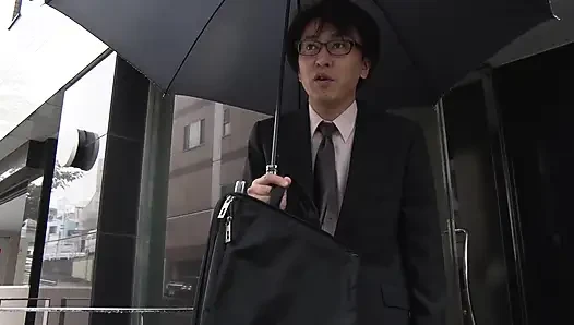 Japon 20 yaşındaki hatun ateşli grup sekste korunmasız sikiliyor - çoklu dölleme Asyalı grup seks