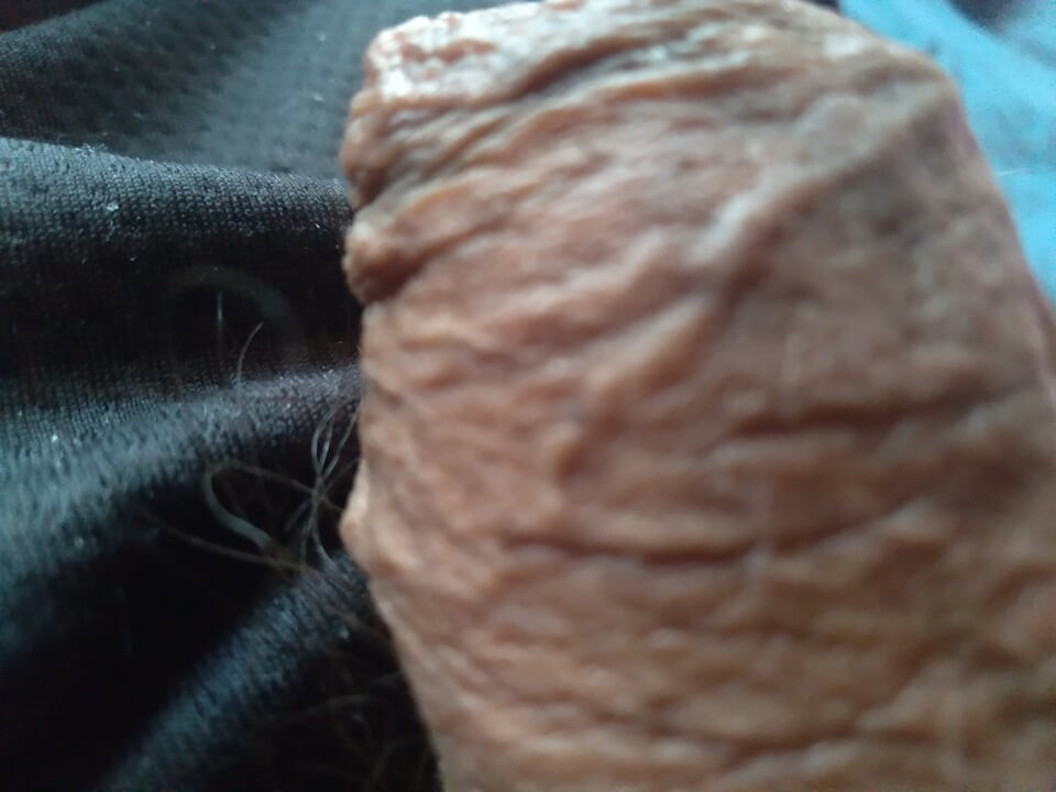 หนุ่มอยากสอดควยเข้าไปในตูด