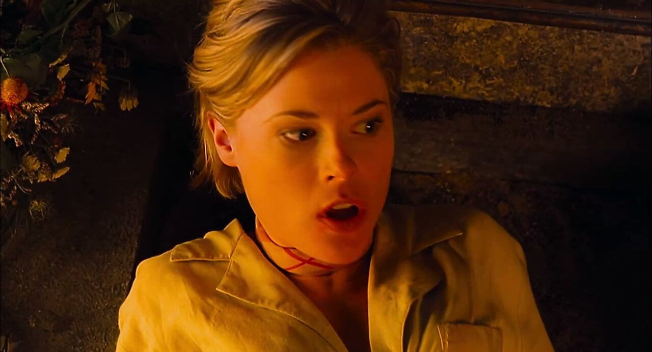 Julie Bowen - An American Werewolf in Paris