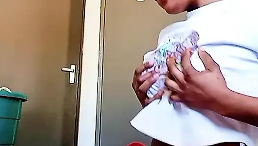 Tarian seksi menikmati harimu aku mencintaimu