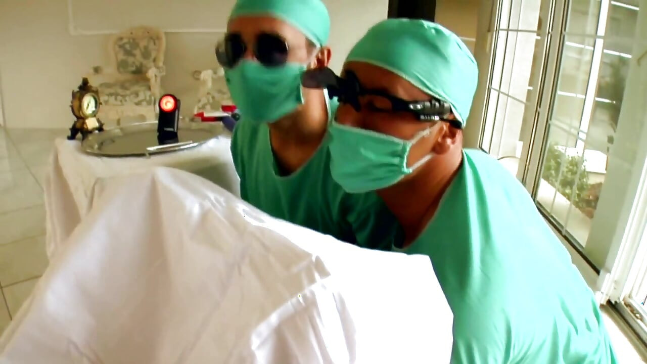Paige Ashley, the patient referred to doctors Mugur and Lauro who are thinking of enlarging her ass