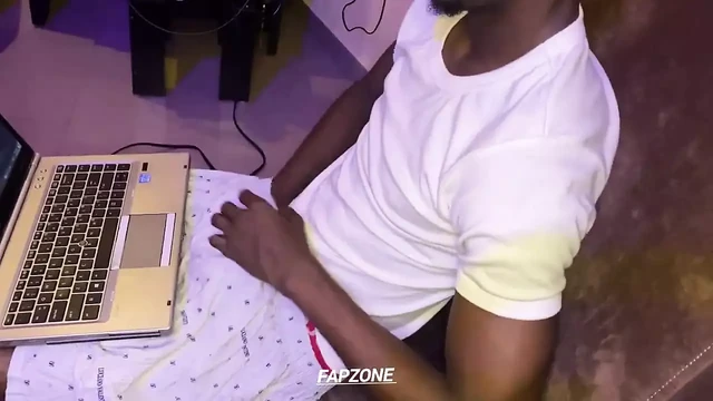 Stepbro Got Horny While Working Then Fucked Me Hard After Deepthroating Me