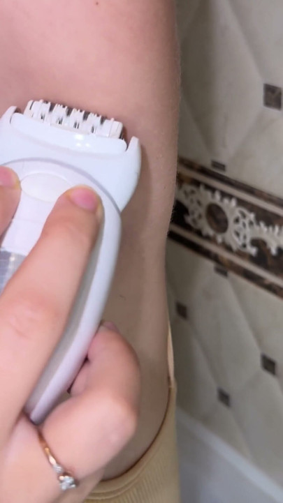 Natural hairy young body! Shaving hairy armpits! Epilation of armpits with an epilator! Depilation! | Clip 2