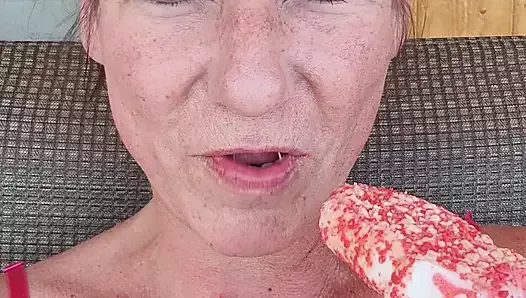 Suck you up & Eat me with your Sexiest American Milf
