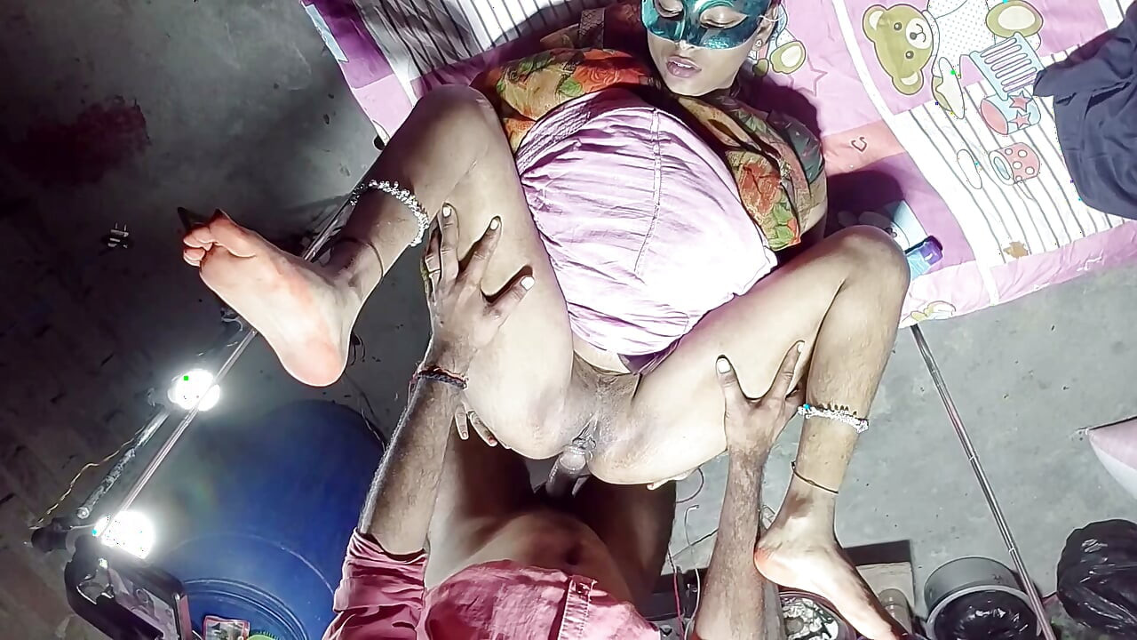 Stepmommy's ass fucked step-son's land with cool ass fucking missionary style in Hindi audio