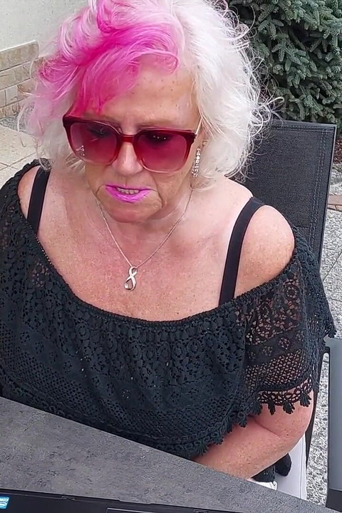 Horny Mature Secretary