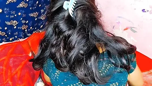Sister-in-law is playing with her brother-in-law at home in the bedroom, IndianDesiviralxxxvideos.mp4