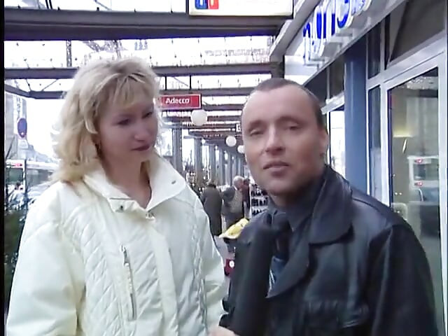 German amateur lady at outdoors interview