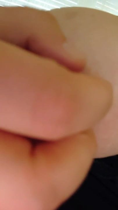 Anna und ihre Titte