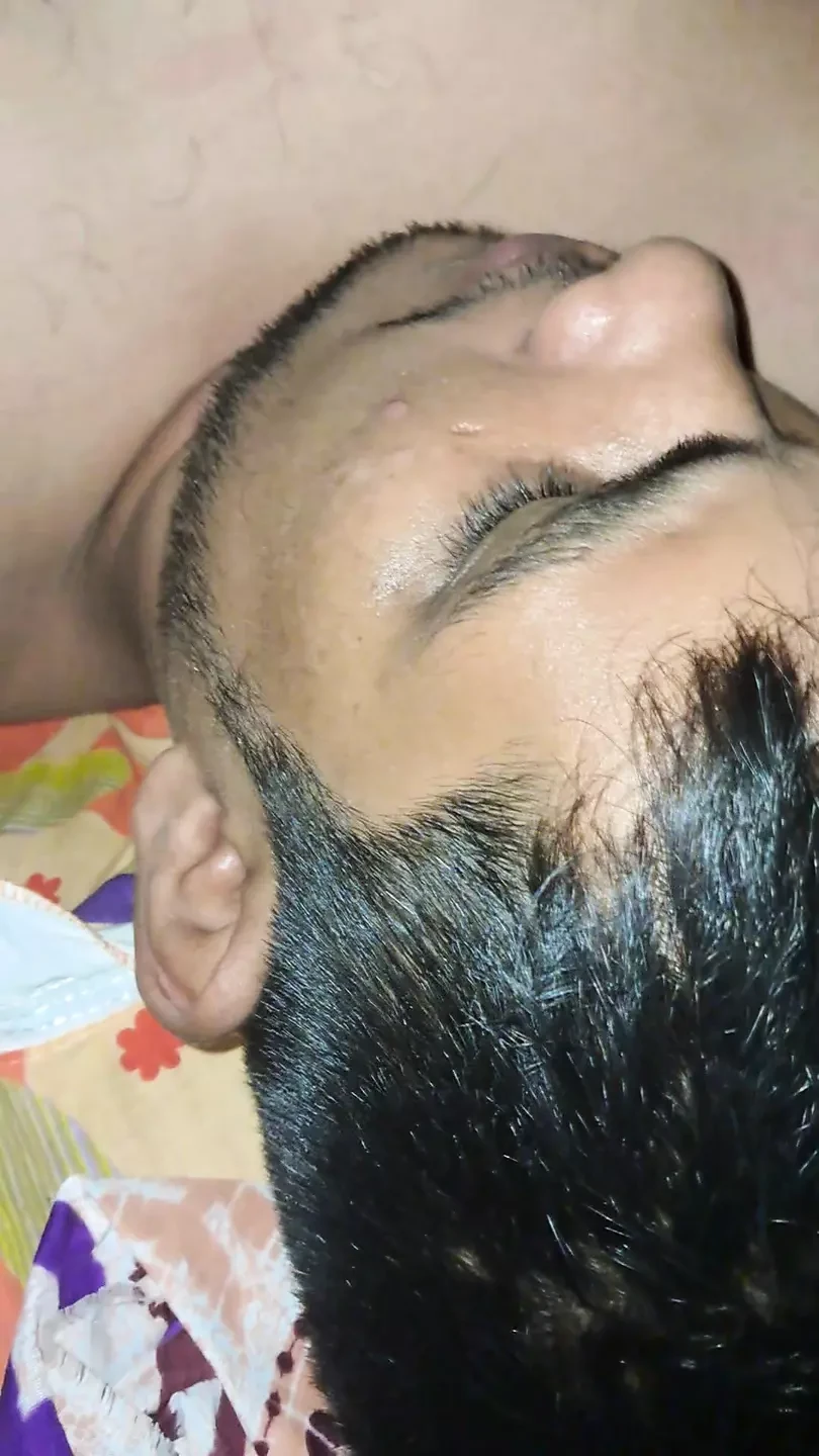 Alone boy viral Video
